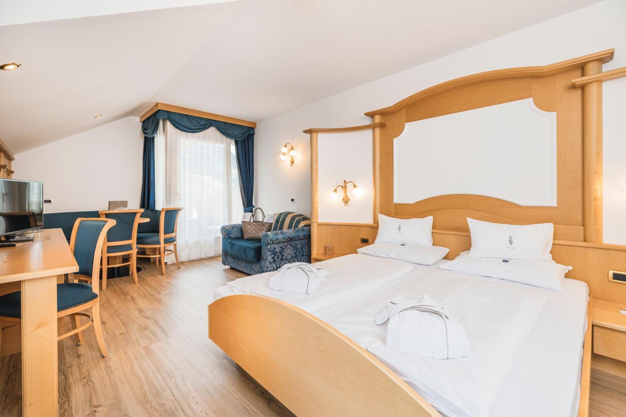 Alpenheim Charming & Spa Hotel Ortisei Kültér fotó
